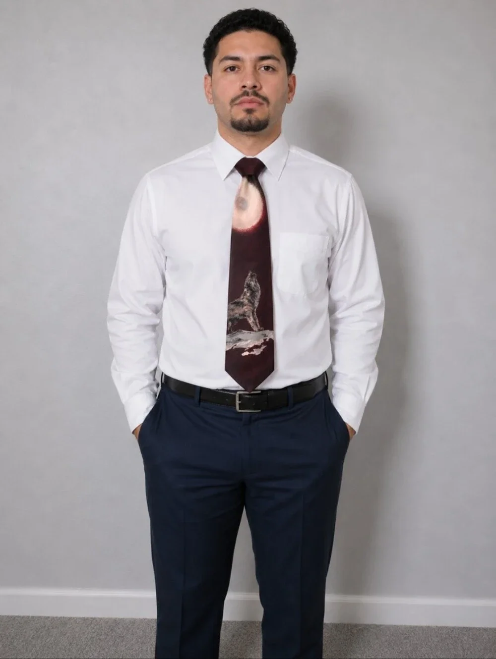 Vintage wool howling at the moon wolf tie